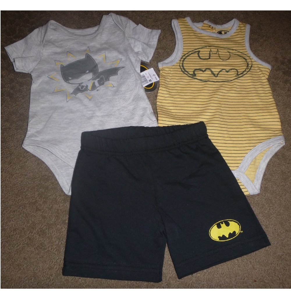 Baby Boys BATMAN 3 pc Set Logo T-shirt Tank Shorts Outfit Size 0/3  months NWT